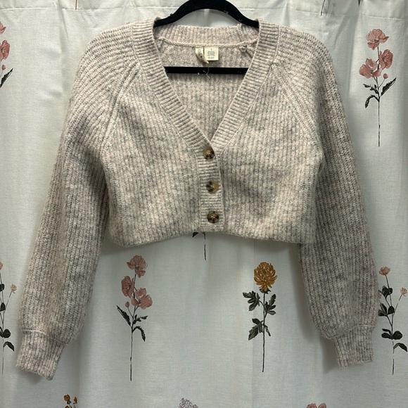 NWOT Tilly’s Cropped Cardigan - Picture 1 of 5